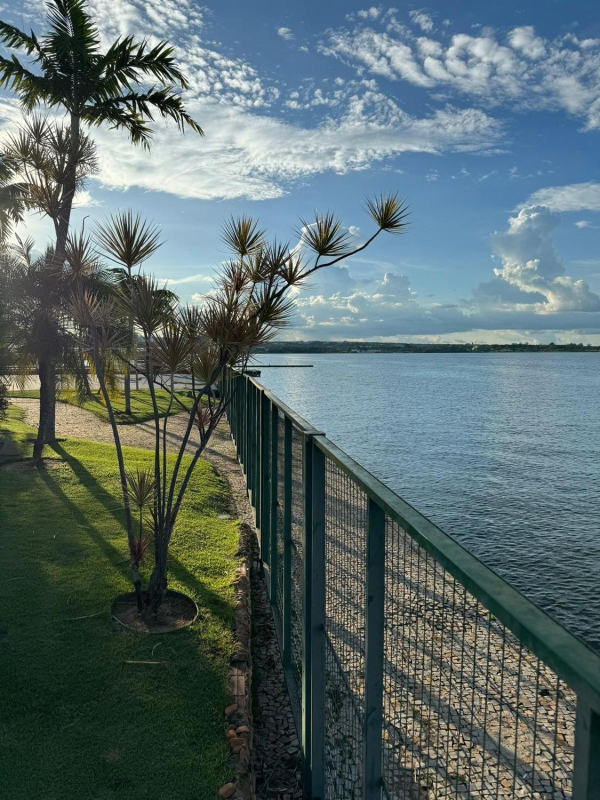 Flat Lake Side Ayrton Senna Aparthotel
